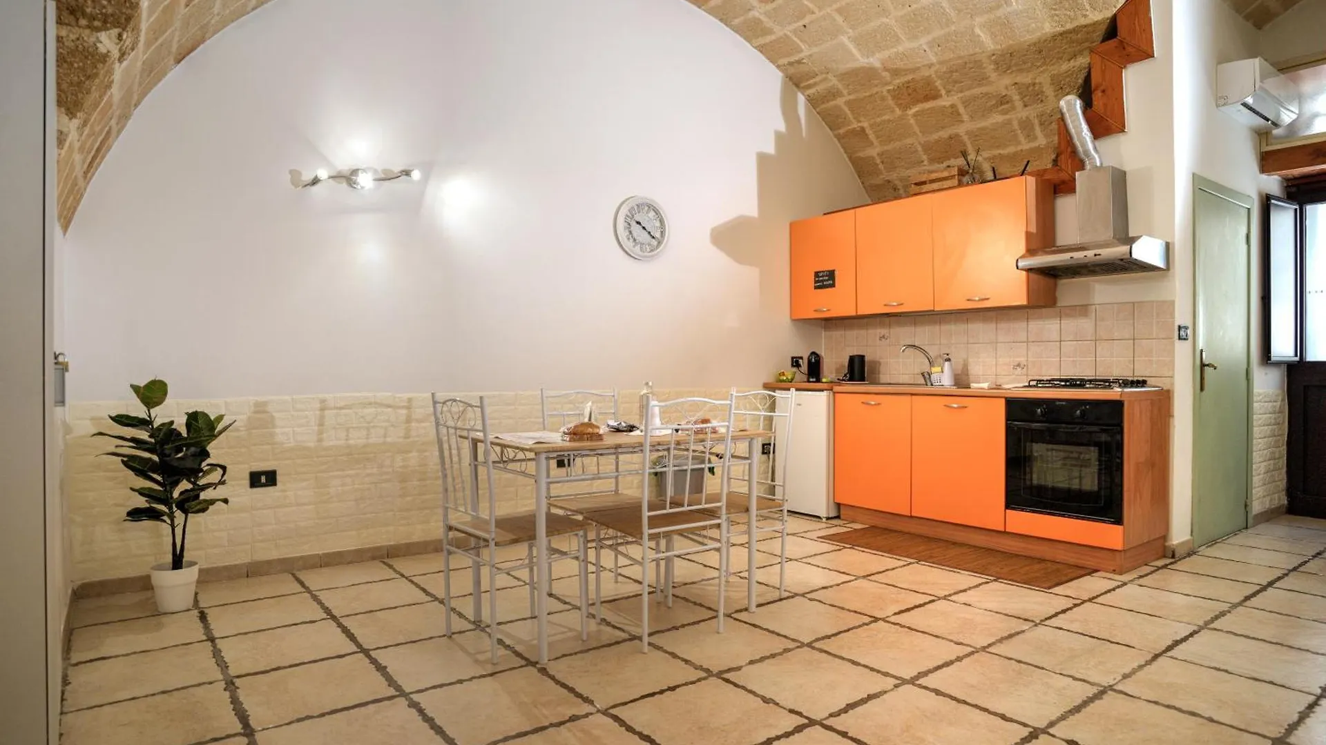 Appartamento History Station Brindisi Italia